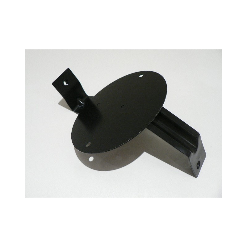 Grille centre boss fixing bracket