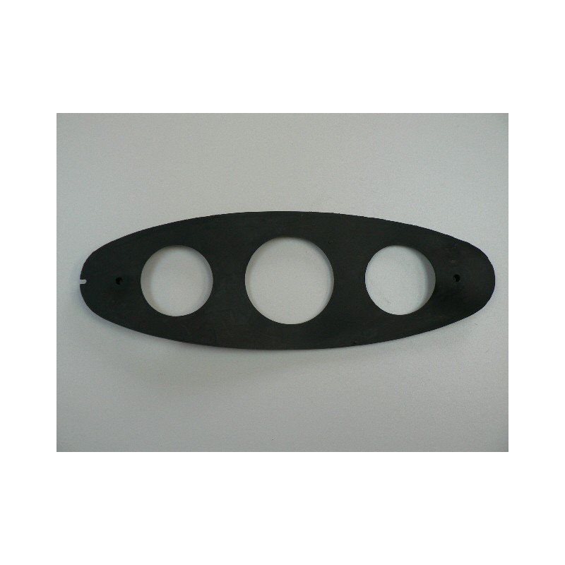Rear light to body rubber
