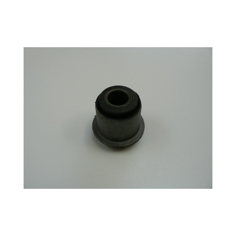 Bushes upper metalastic each