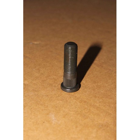 Wheel stud